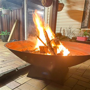 Ogród zimowy Metalowy kominek Okrągły kominek Corten 400 * 400 * 600 mm