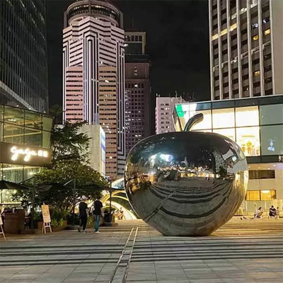 Gnee Garden 3,5 m grafika ze stali nierdzewnej w kształcie jabłka do dekoracji Plaza