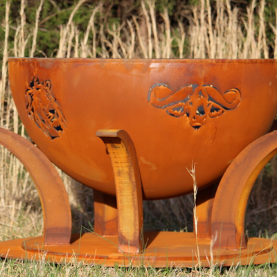 Corten Steel Fire Pit Laser Cut Animal Fire Pit Camping Ognisko na drewno