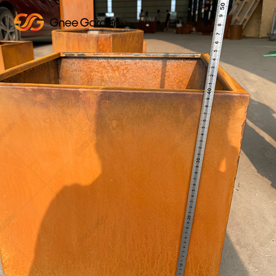 Ogród Corten Steel Rustic Outdoor Metal Planters Duży kwadrat