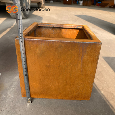 Corten Steel Square Rusty Planter Boxs Odporne na warunki atmosferyczne dla kwiatów
