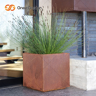 Corten Steel Square Rusty Planter Boxs Odporne na warunki atmosferyczne dla kwiatów