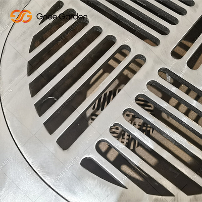 Zewnętrzny grill Corten Steel Fire Pit z przechowywaniem drewna opałowego na podwórku Rusty Color