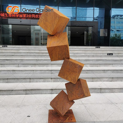 Danger Block Corten Steel Sculpture Zardzewiałe metalowe rzeźby ogrodowe na trawnik