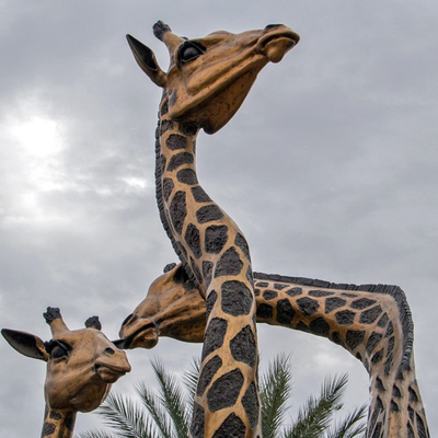 Gnee Garden Life Size Duża rzeźba z brązu na zewnątrz w kształcie żyrafy Dostosowana